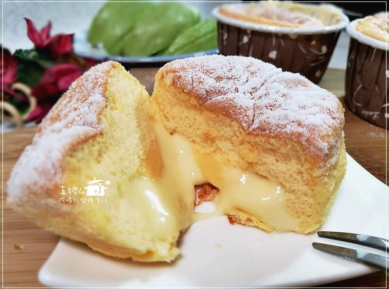 烘焙筆記│起司杯子蛋糕-不加泡打粉和SP乳化劑的蛋糕食譜，甜鹹交織的柔滑美感太叫人愛不釋口了!(附實作影片)