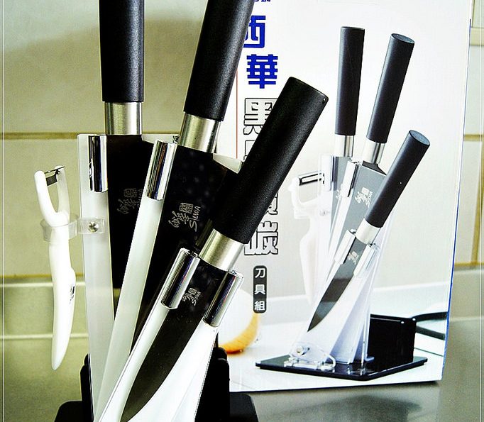 【刀具開箱文】西華SILWA黑晶鑽碳刀具5件組。買刀有細節，要輕要巧還要利劍劍