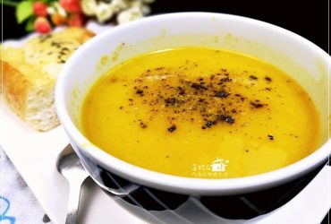 烹飪筆記│南瓜濃湯，蒸打煮三步驟最快速的做法(附實作影片)