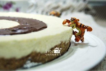 烘焙筆記│雙色起司蛋糕。馬斯卡彭的微酸微甜魅力…金好呷!!(附影片教作)