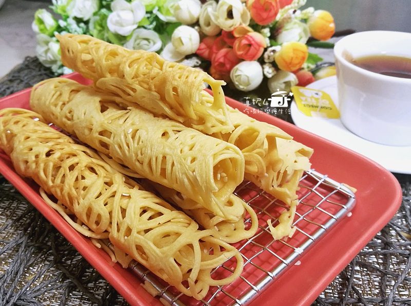 烘焙筆記│蕾絲蛋捲，現做現吃的酥脆美感就是傳說中的幸福