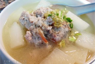 烹飪筆記│虱目魚肉羹食譜 真妮4教做一斤魚漿一斤絞肉生出近三斤的成品，這才叫做CP值!