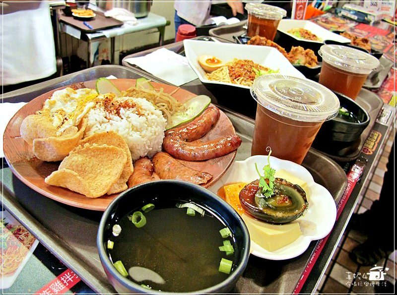 YAHOO首頁推播文~這味泰泰Rice│市政府轉運站統一時代美食街，新式泰味乾拌麵省荷包的佰元套餐