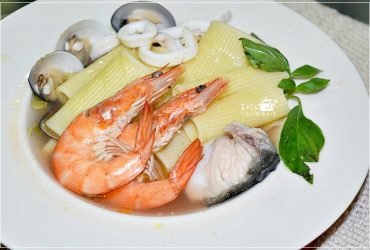 跟著名廚做海鮮義大利麵│用得科杜蘭小麥義大利麵習作王嘉平老師的創意料理