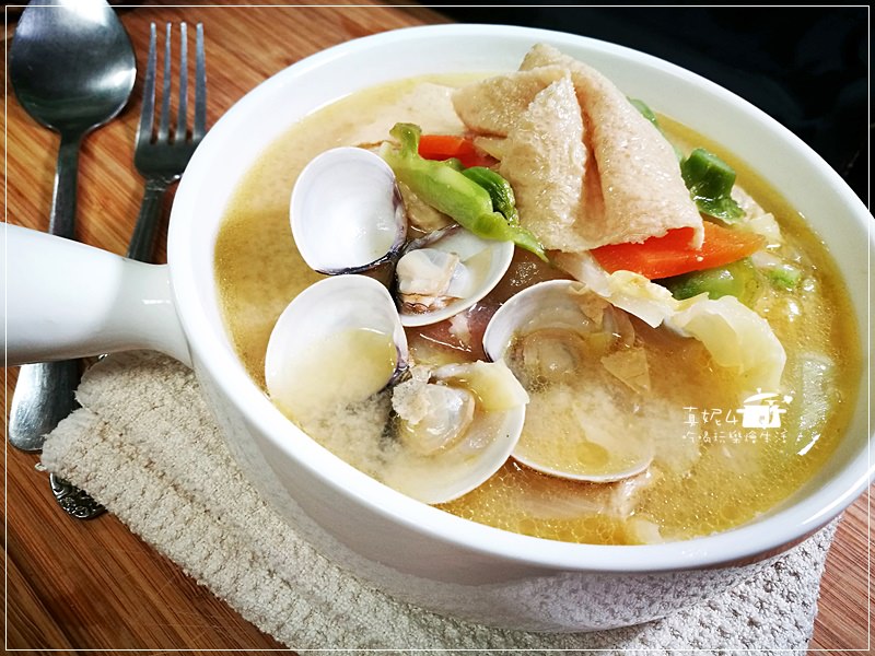 蔬菜蛤蠣味噌湯