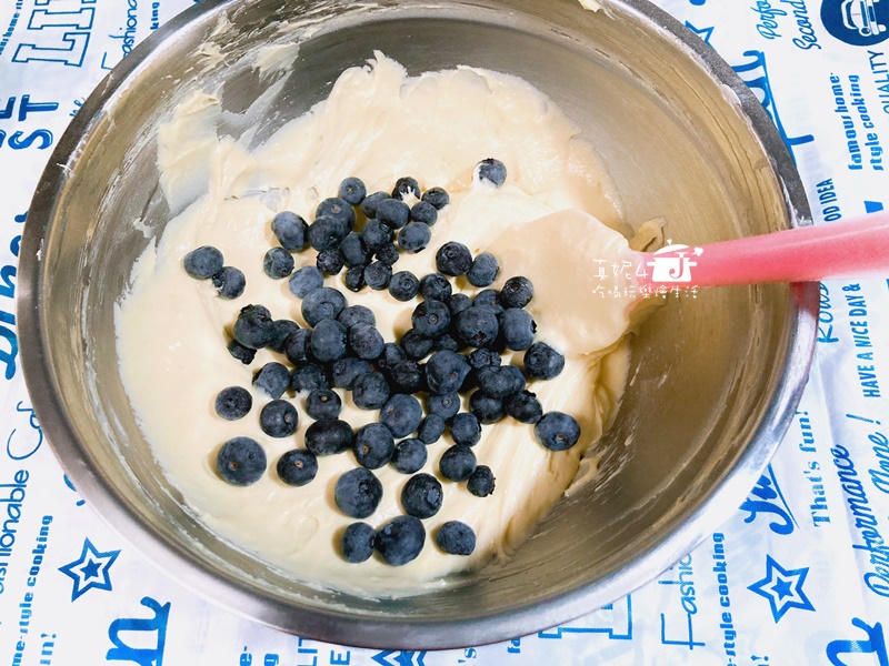 藍莓鬆糕