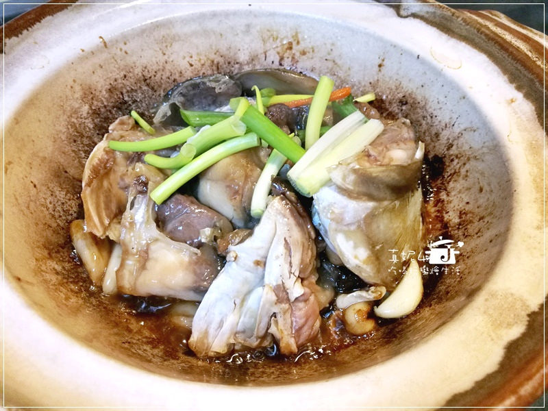 中餐廳 張亮的砂鍋魚頭做法